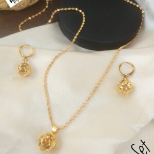 Pendant set